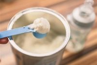 کمبود “شیرخشک” در تعطیلات نوروزی نداریم