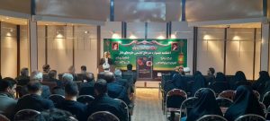 اختتامیه جشنواره هنرهای تجسمی جلوه‌های نماز در الشتر برگزار شد