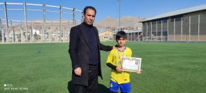 مسابقات چهارجانبه فوتبال در الشتر برگزار شد