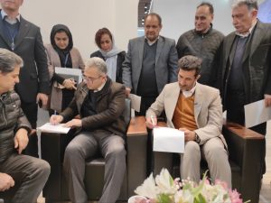 تفاهم‌نامه گردشگری لرستان و کردستان امضاء شد