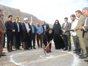 سه پروژه عمرانی در الشتر کلنگ زنی شد