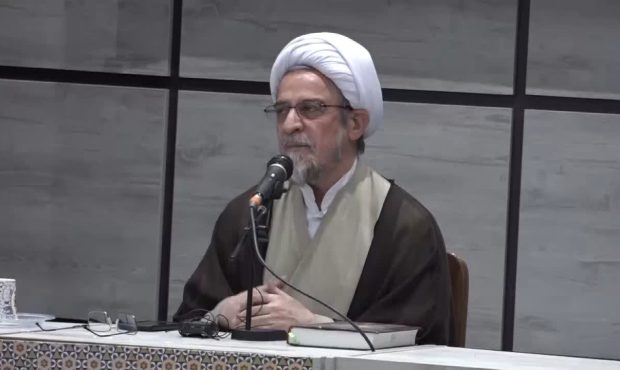 رهبری، مردم و نخبگان سه رکن پایداری ملت ایران