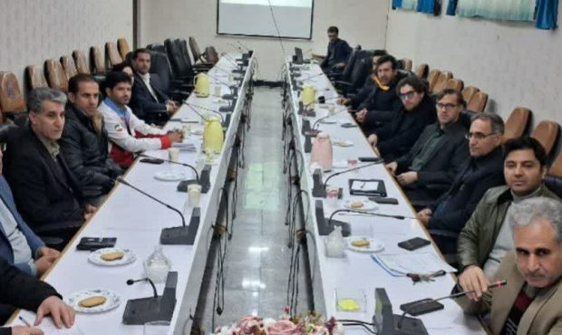 ضرورت نظارت بر فضای مجازی در امور جوانان