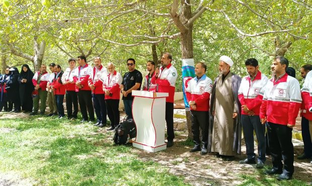 برگزاری اردوی تفریحی-آموزشی مشترک و آیین تجلیل از جوانان و امدادگران هلالاحمر لرستان برگزاری اردوی تفریحی-آموزشی مشترک و آیین تجلیل از جوانان و امدادگران هلالاحمر لرستان